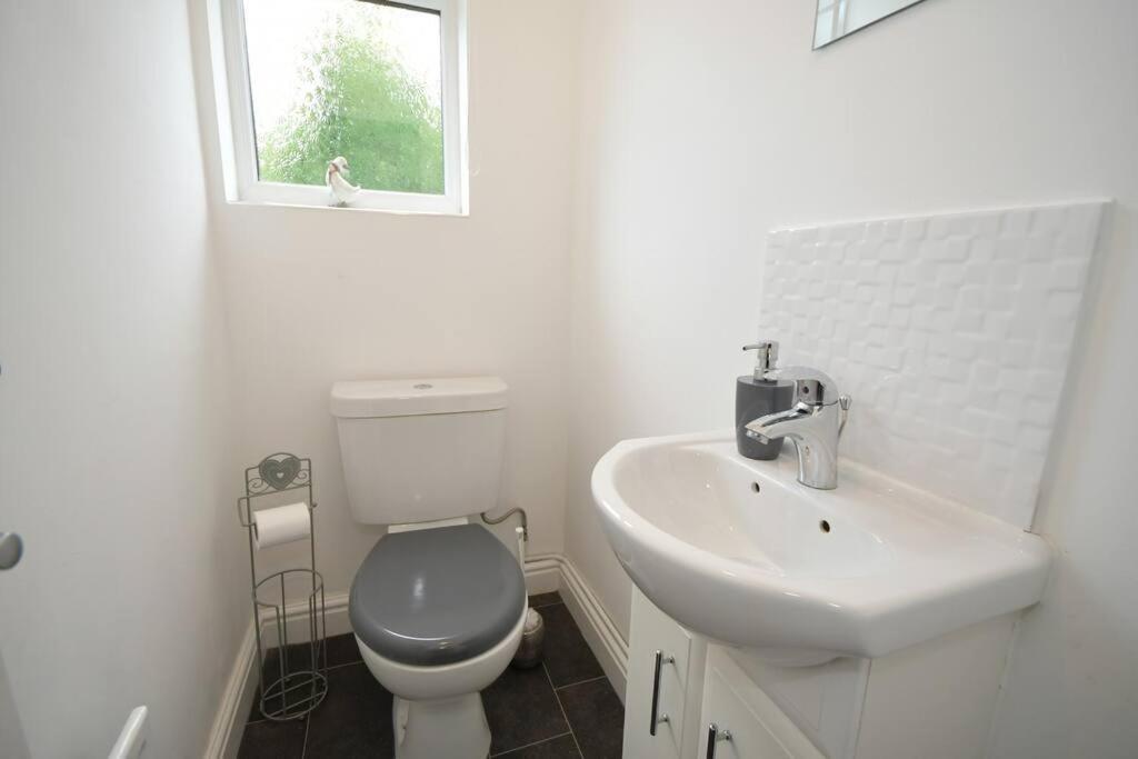 Little Hare Lodge - Spacious 2 Bedroom Attached Bungalow Woodhall Spa Buitenkant foto